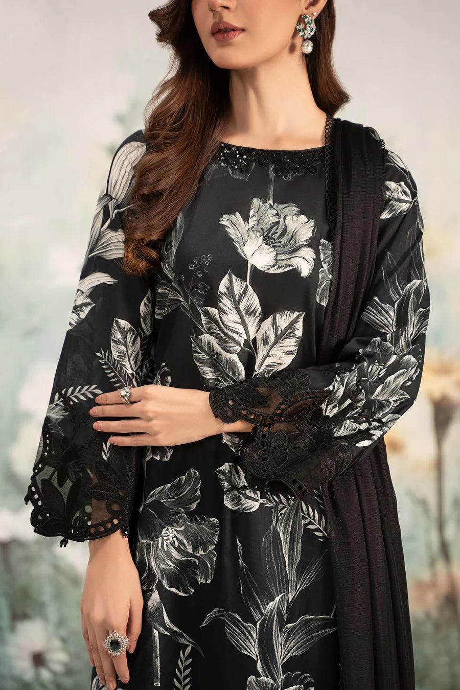 03-Piece Embroidered Print Lawn With Chiffon Dupatta - Ready To Wear